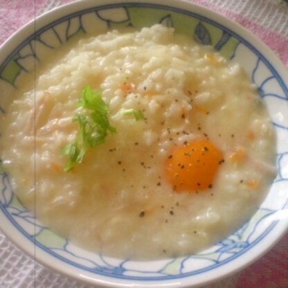 冷ご飯があったのでチンして卵かけにして食べようと思っていたのですが美味しそうなレシピを拝見して豪華に変身しました～ごちそうさまです！